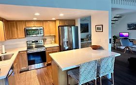 Puamana Maluhia - Two Bedroom / Two Bath Condo
